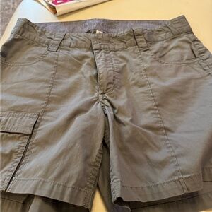 Horny Toad Gray Cargo Shorts Versatile and Stylish